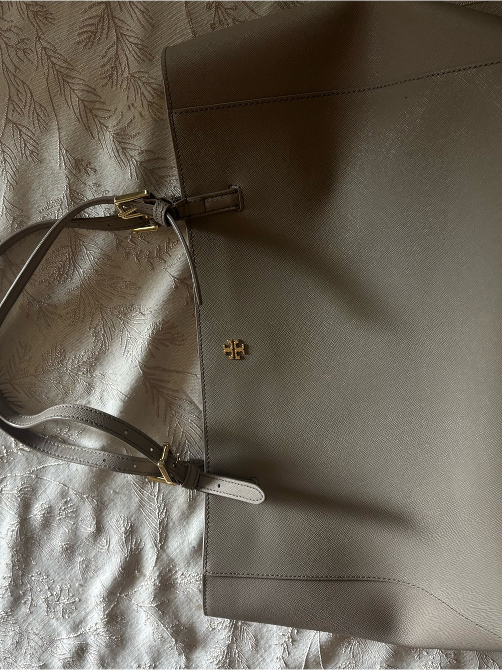 Tory Burch Leather Tote with Gold Logo - Picture 7 of 7